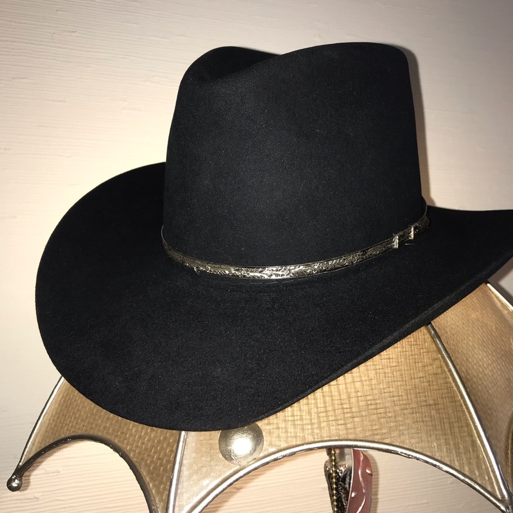 Size 7 Like New Resitol Black Long Westren Hat